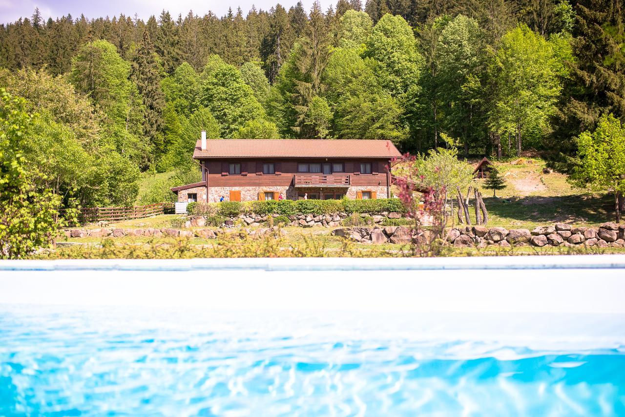 3A Guest House Sicasău Exteriör bild