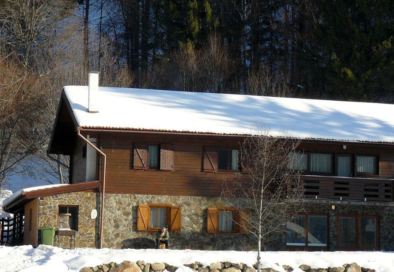 3A Guest House Sicasău Exteriör bild